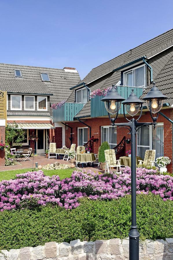 Hotel Garni Haus Am Meer Neuharlingersiel Esterno foto